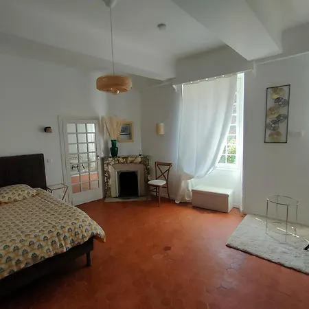 Domaine Du Castellas 3* Saint-Raphaël