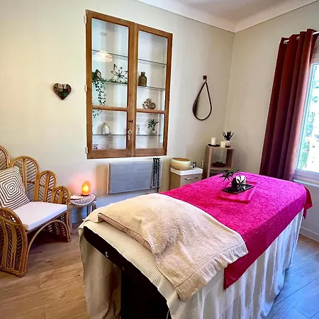 Domaine Du Castellas 3* Saint-Raphaël